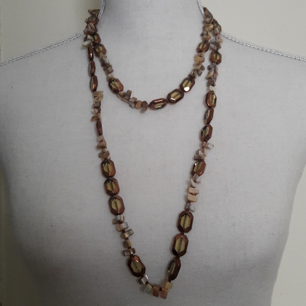 Adjustable length necklace